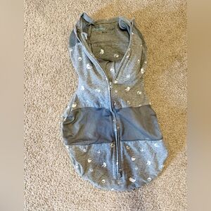 Happiest Baby Swaddle-“#1 Swaddle” New York Times: Rated America’s best swaddle